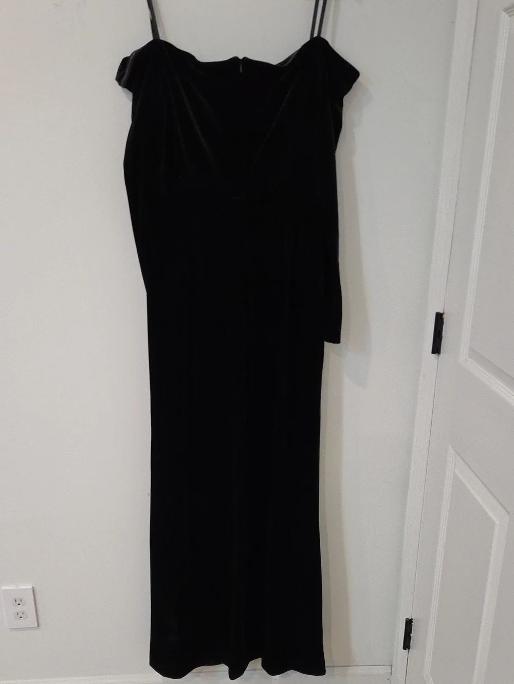 Xscape Black Velvet Off-Shoulder Maxi Dress Faux Wrap With Long Slit NEW Size 14